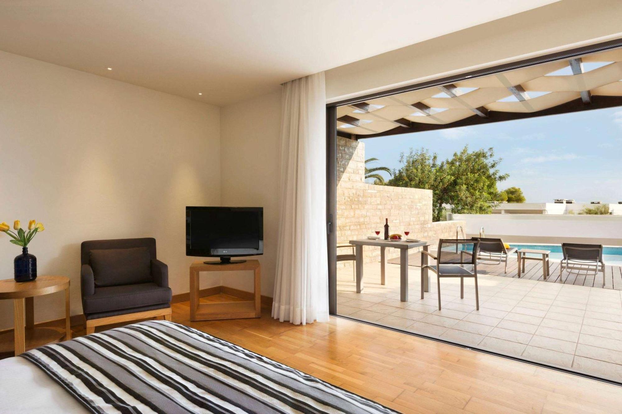Junior Suite Deluxe con Piscina Privata e Vista Giardino